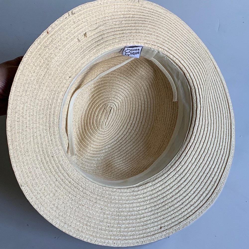 Straw Hat - Picture 2 of 4
